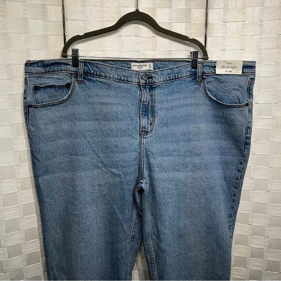 Abercrombie & Fitch Women's The Straight Mid Rise Jeans Plus Size 37 Medium Wash - Picture 3 of 13